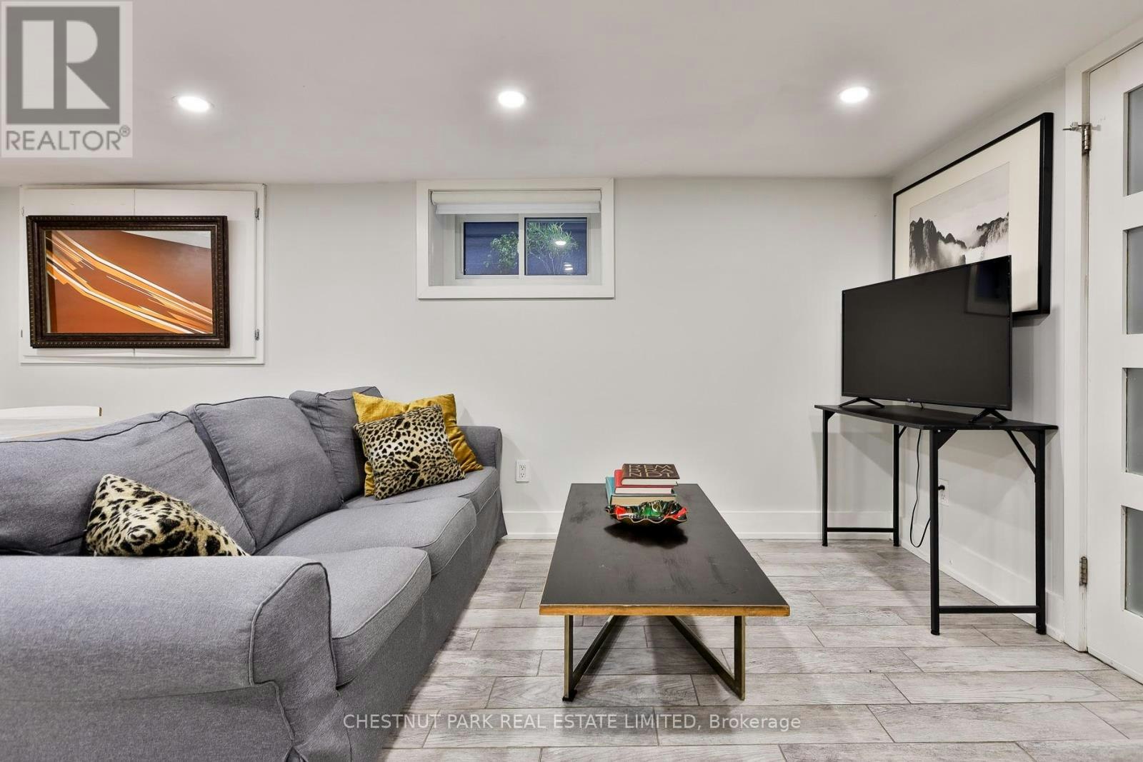 REAR-95 Parkside Drive, Toronto, ON, M6R 2Y8 - 11