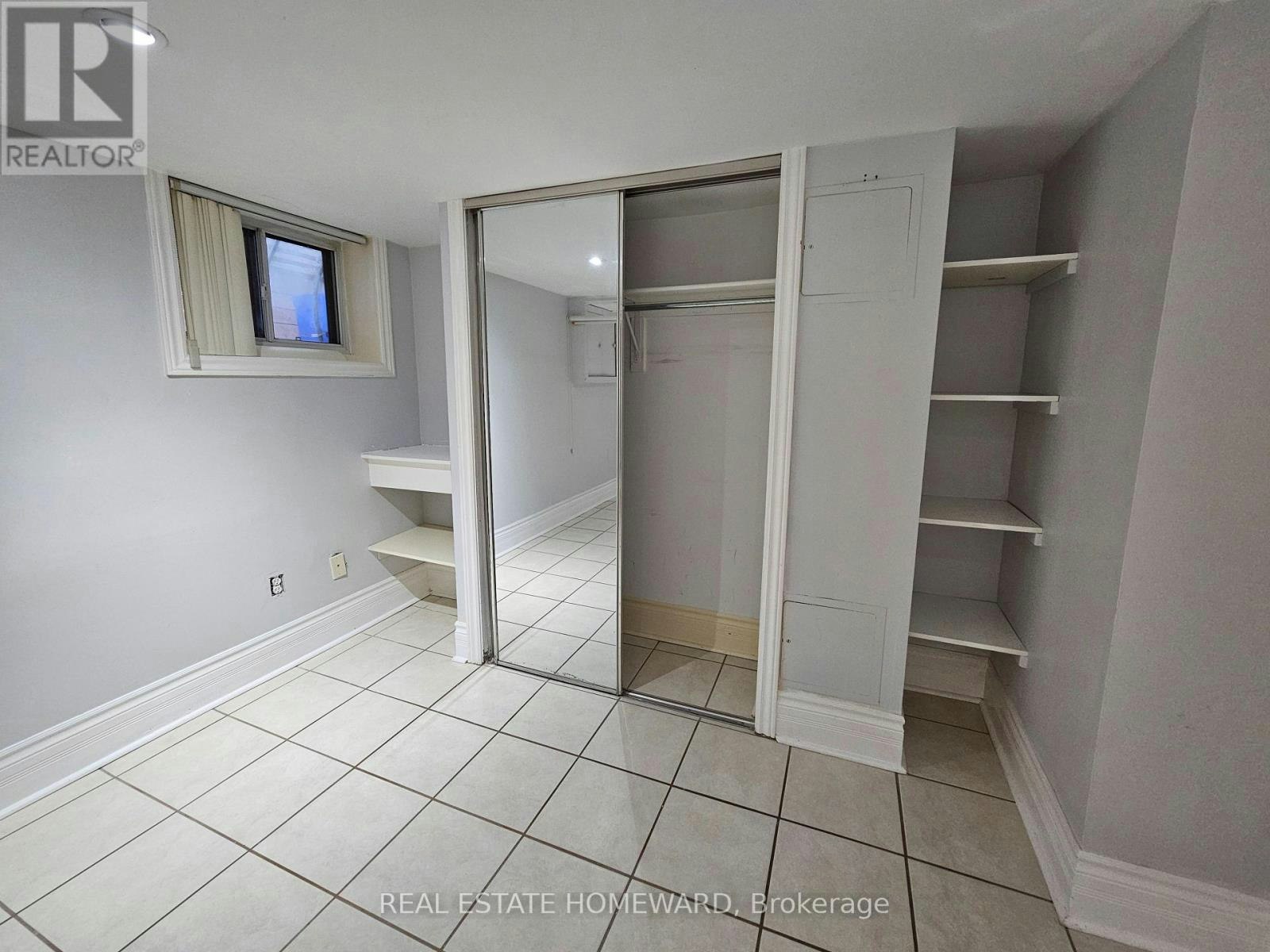 LOWER LEVEL-19 Keystone Avenue, Toronto, ON, M4C 1G9 - 16