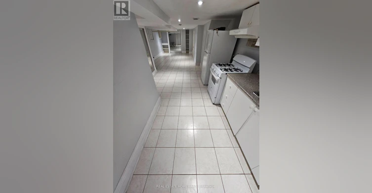LOWER LEVEL-19 Keystone Avenue, Toronto, ON, M4C 1G9 - 19