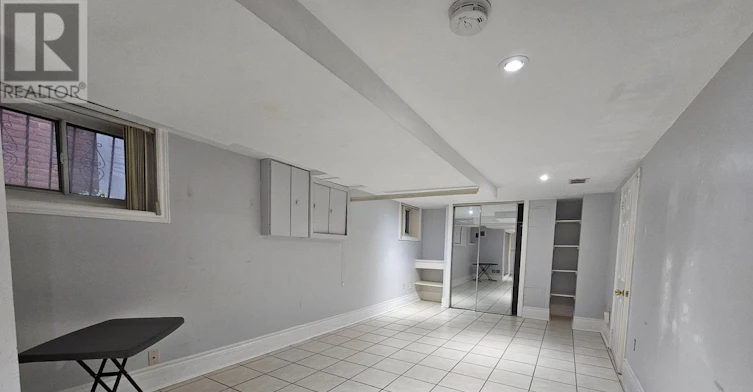 LOWER LEVEL-19 Keystone Avenue, Toronto, ON, M4C 1G9 - 12