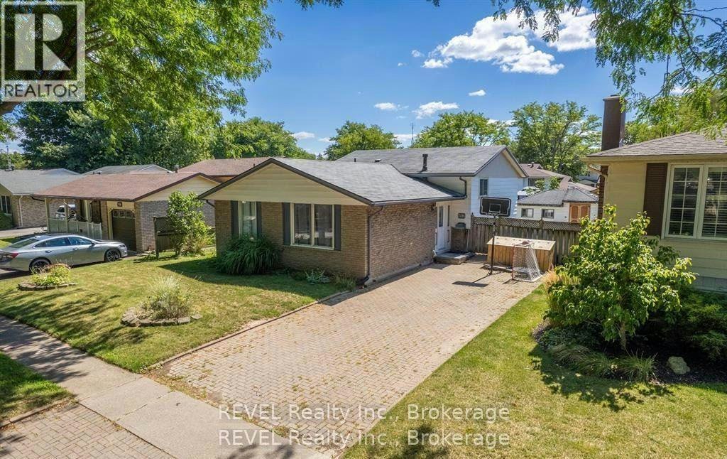 7116 Harriman Street, Niagara Falls, ON, L2J 3S2