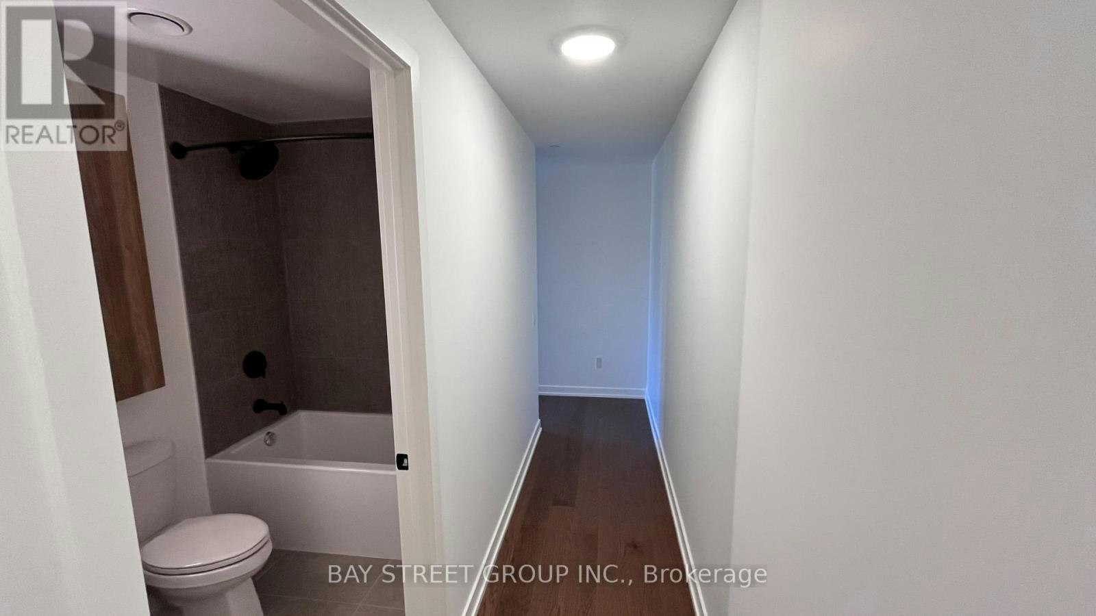627-91 Montclair Avenue, Toronto, ON, M5P 0B1 - 8
