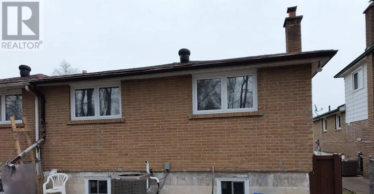 68 Mentor Boulevard, Toronto, ON, M2H 2N1 - 11