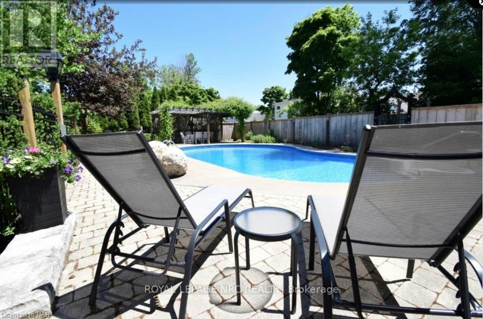 FRONT-79 Johnson Street, Niagara-on-the-Lake, ON, L0S 1J0 - 24