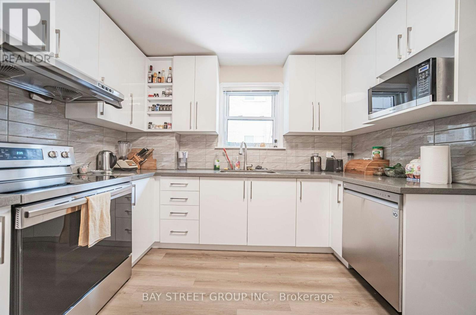 65 Spadina Road, Toronto, ON, M5R 2T1 - 6