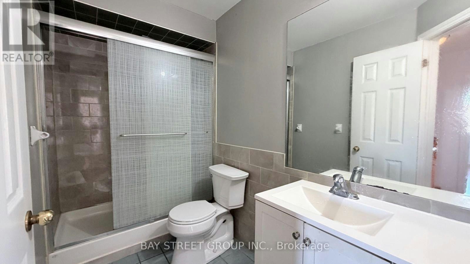 76 Sawmill Valley Drive, Newmarket, ON, L3X 2S3 - 12