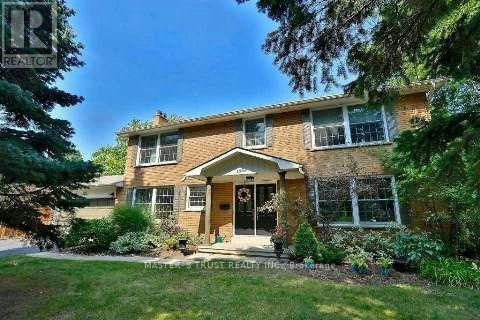 1585 Crombie Road, Mississauga, ON, L5J 4J1