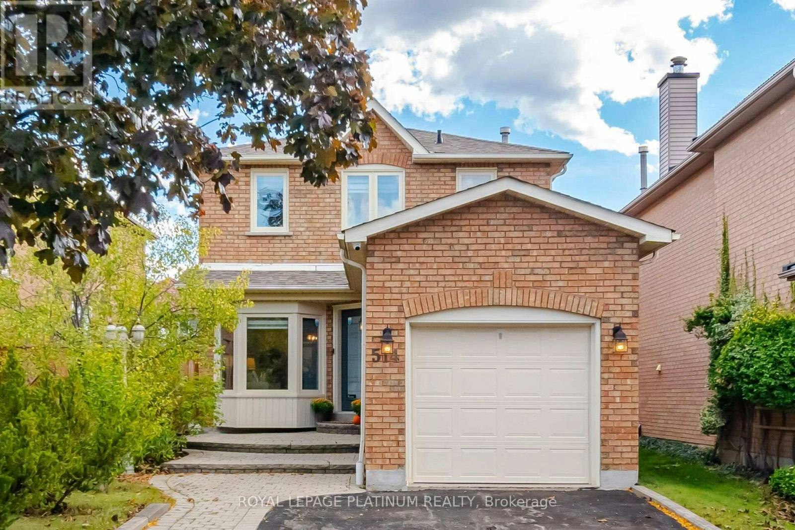514 Tipton Court, Mississauga, ON, L5R 3M6
