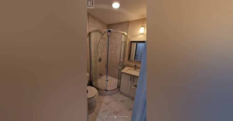 2ND 16 Floor Master Bedroom Ross St Street, Toronto, ON, M5T 1Z9 - 2