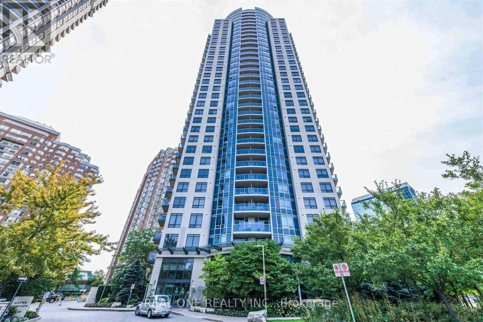 801-330 Burnhamthorpe Road W, Mississauga, ON, L5B 0E1
