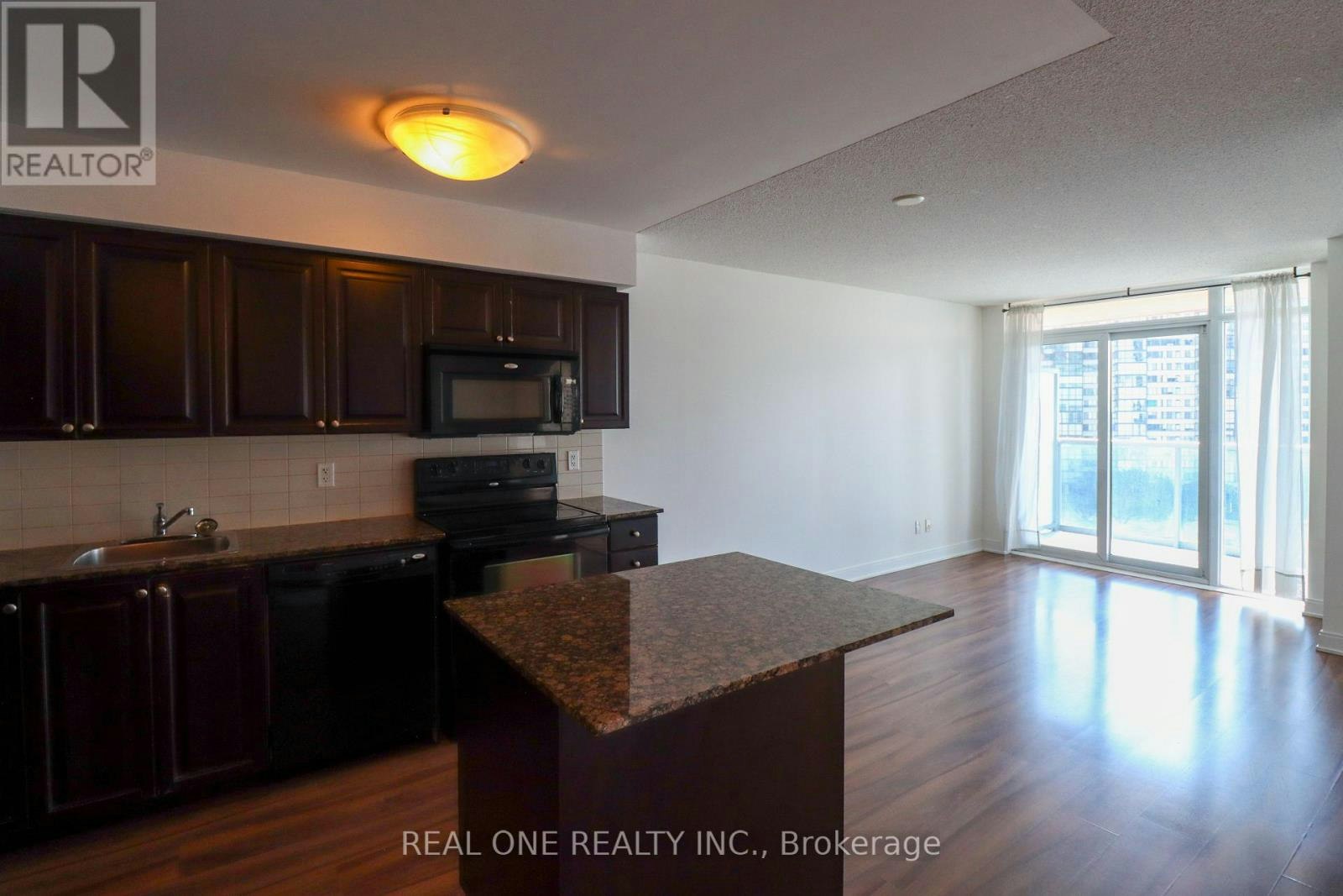 801-330 Burnhamthorpe Road W, Mississauga, ON, L5B 0E1 - 6
