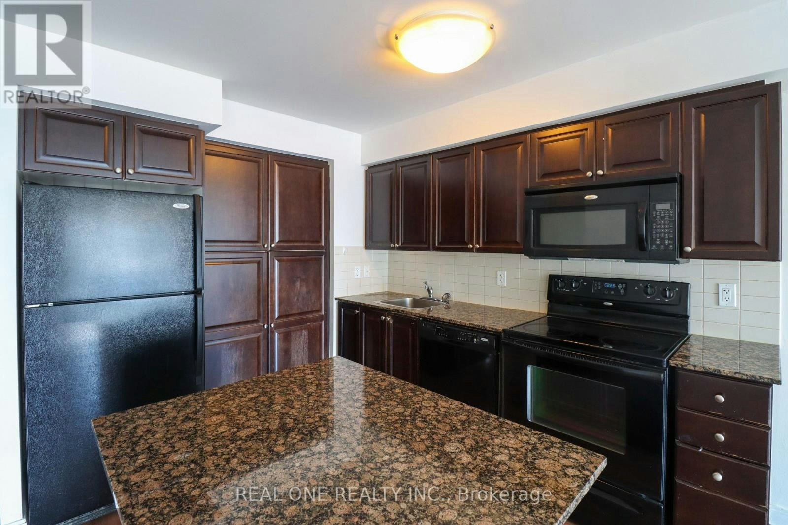 801-330 Burnhamthorpe Road W, Mississauga, ON, L5B 0E1 - 11