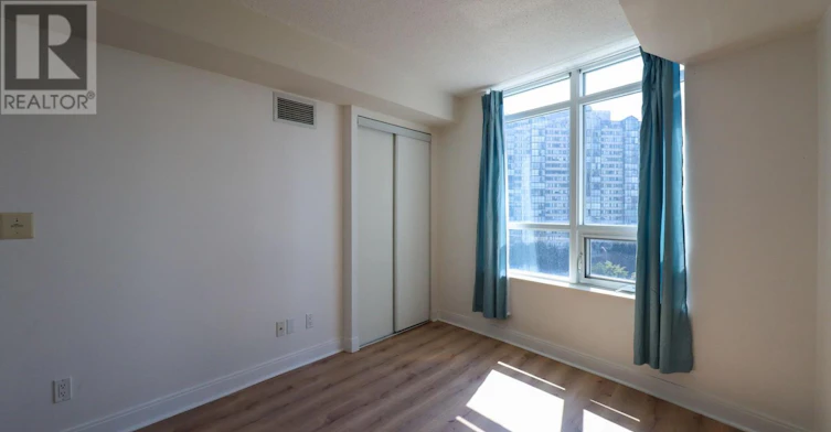 801-330 Burnhamthorpe Road W, Mississauga, ON, L5B 0E1 - 14