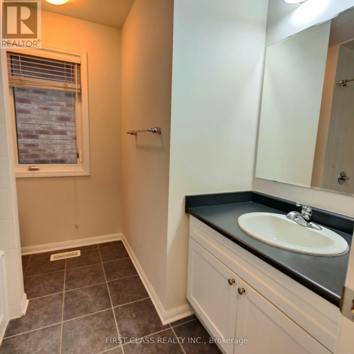 917 Farmstead Drive, Milton, ON, L9T 8J5 - 4