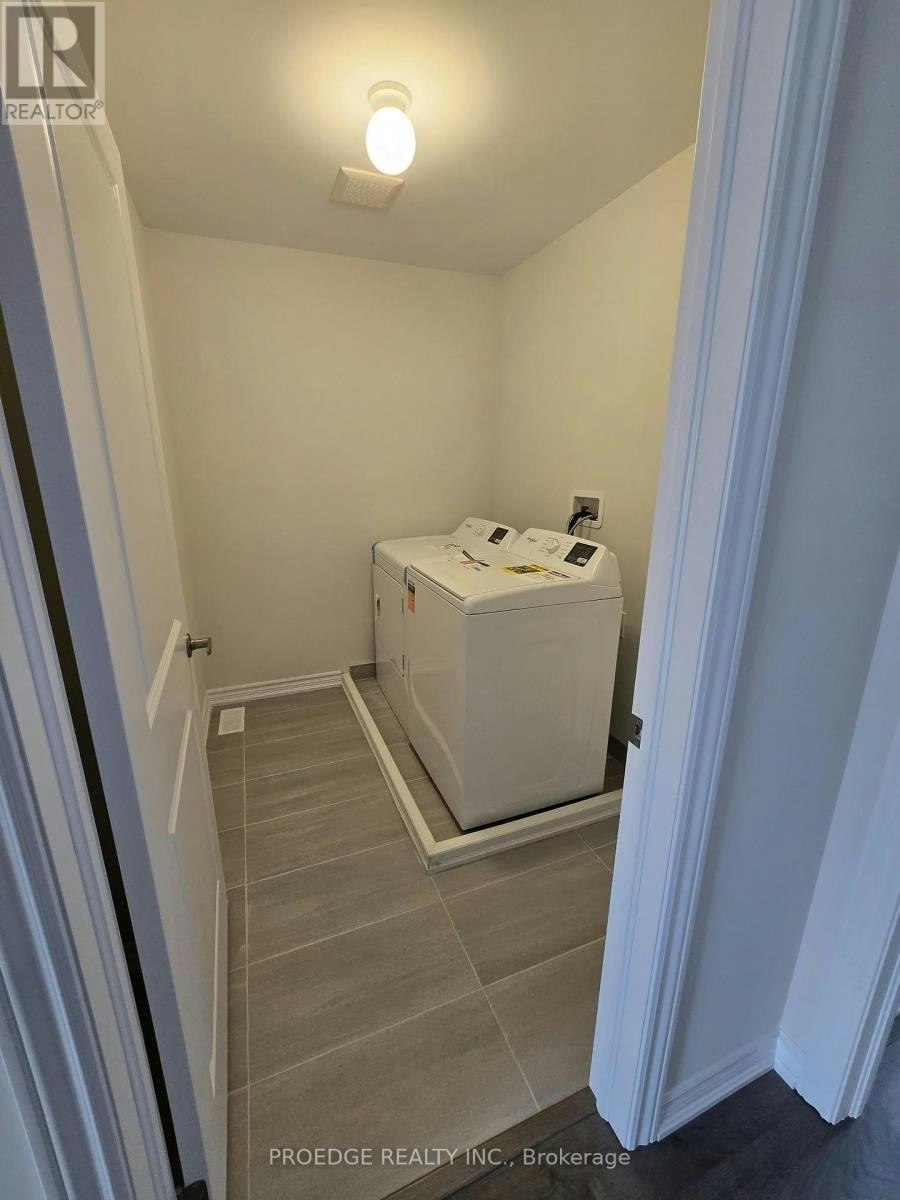 138 Periwinkle Crescent, Woodstock, ON, N4S 7W2 - 14