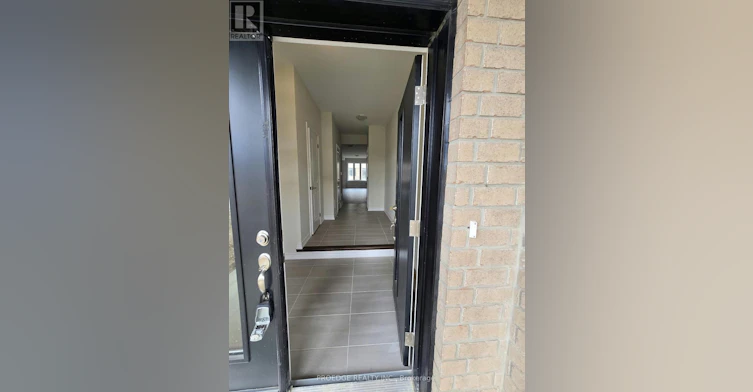 138 Periwinkle Crescent, Woodstock, ON, N4S 7W2 - 2