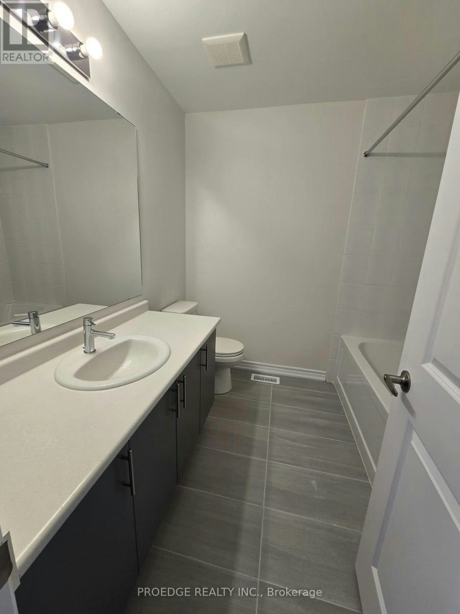 138 Periwinkle Crescent, Woodstock, ON, N4S 7W2 - 13