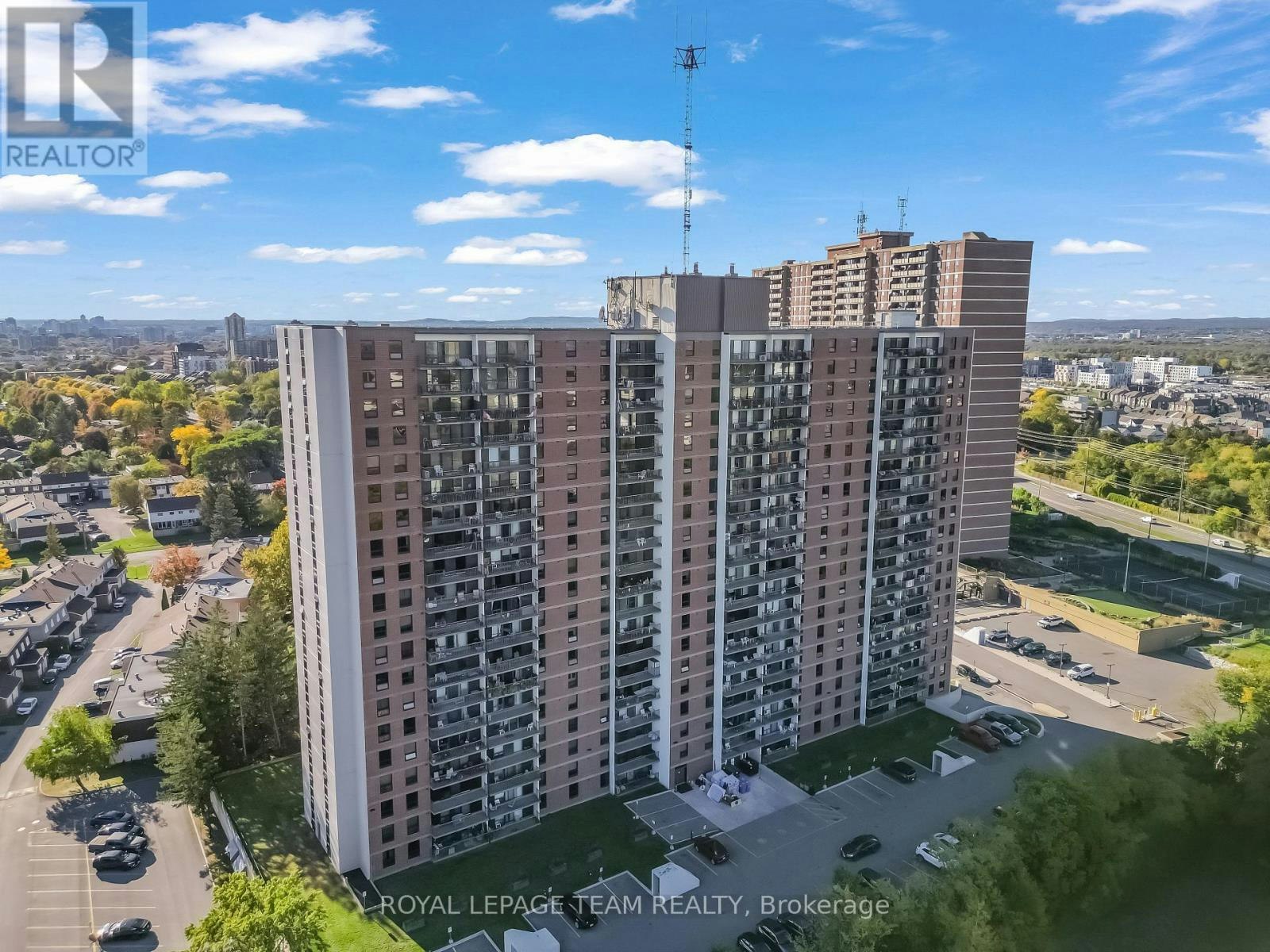 1804-665 Bathgate Drive, Ottawa, ON, K1K 3Y4