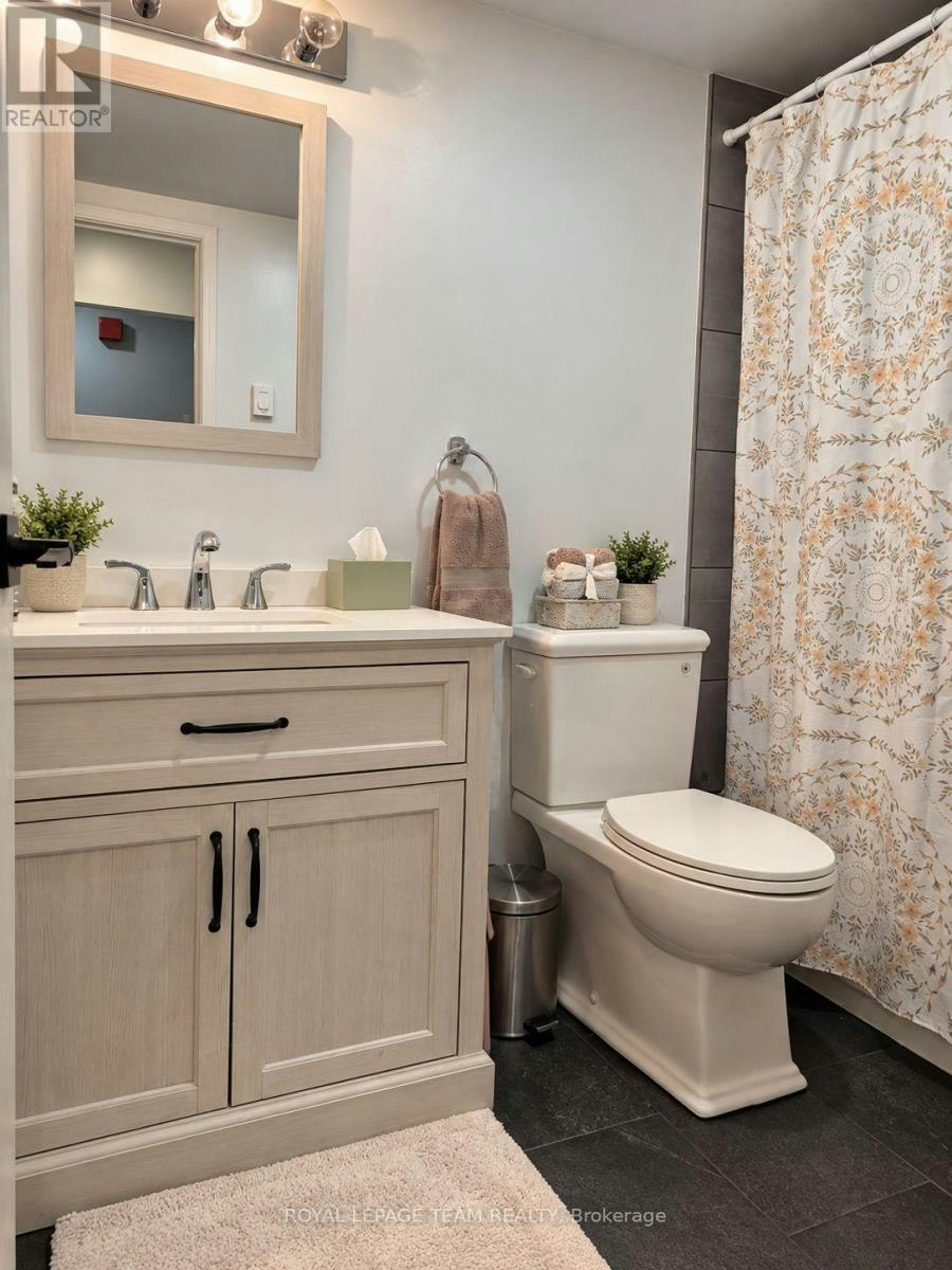 1-825 Macodrum Drive, Brockville, ON, K6V 6P6 - 6