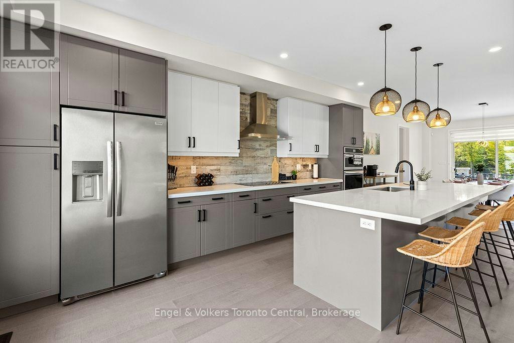 125 Stoneleigh Drive, Blue Mountains, ON, L9Y 4X5 - 3