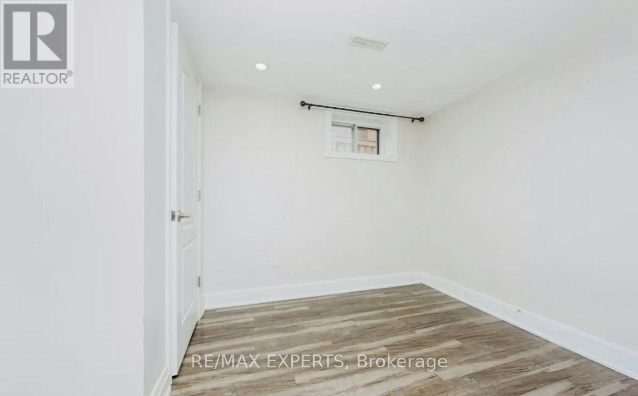 LOWER-465 Fergo Avenue, Mississauga, ON, L5B 2J2 - 6