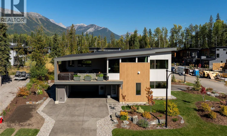 1 Huckleberry Place