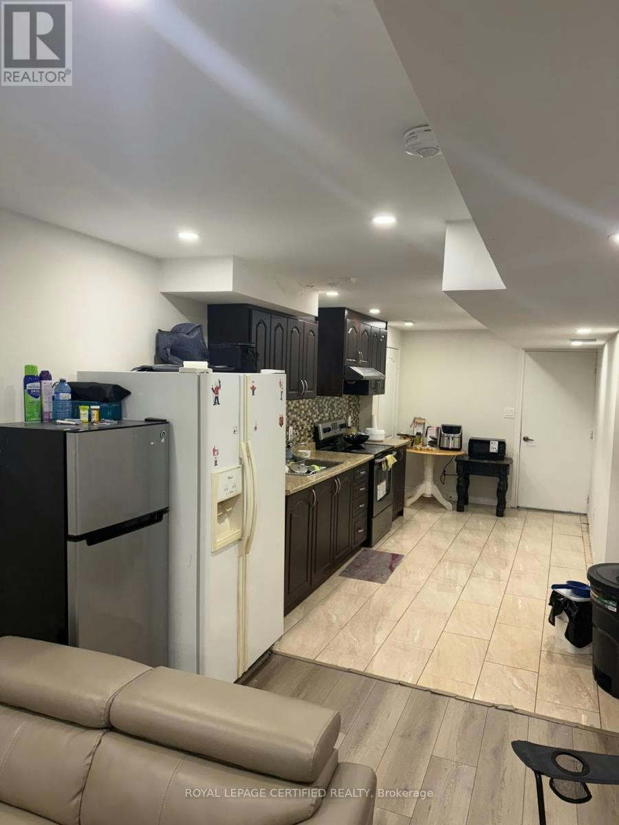 2-7 Richmead Road, Brampton, ON, L6X 5G9 - 3