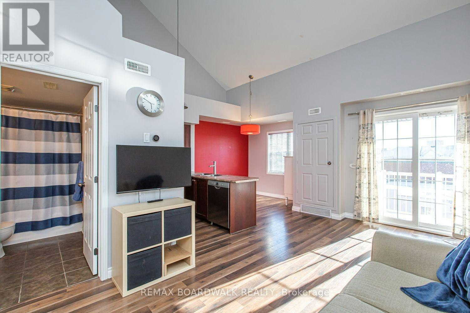 6-130 Rochester Street, Ottawa, ON, K1R 0A3 - 6