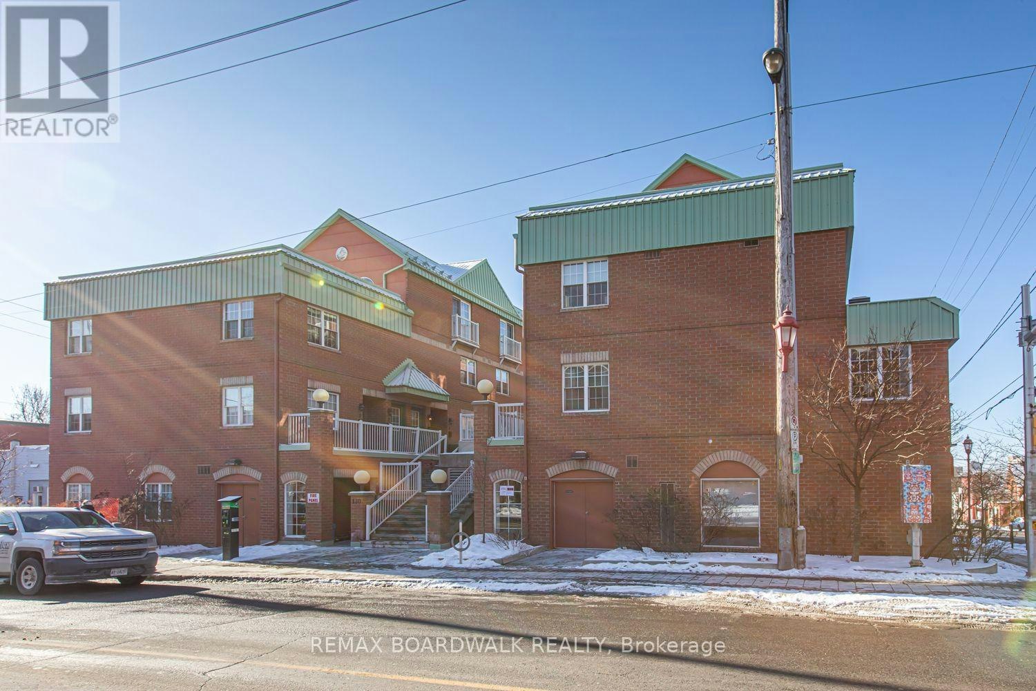 6-130 Rochester Street, Ottawa, ON, K1R 0A3