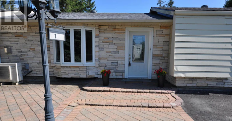 1 Pinetree Court, Ramara, ON, L0K 1B0 - 2