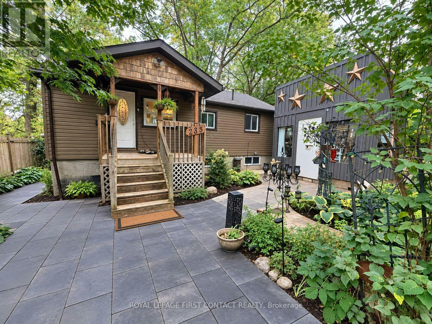 235 Sunnidale Road S, Wasaga Beach, ON, L9Z 2T4