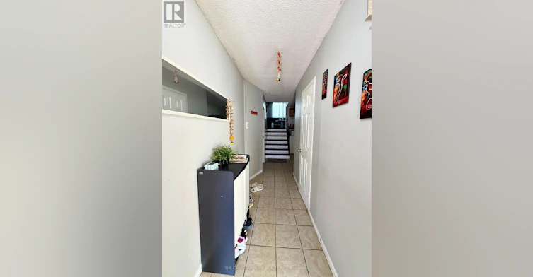 15 Hinchley Wood Grove, Brampton, ON, L6V 3M4 - 2