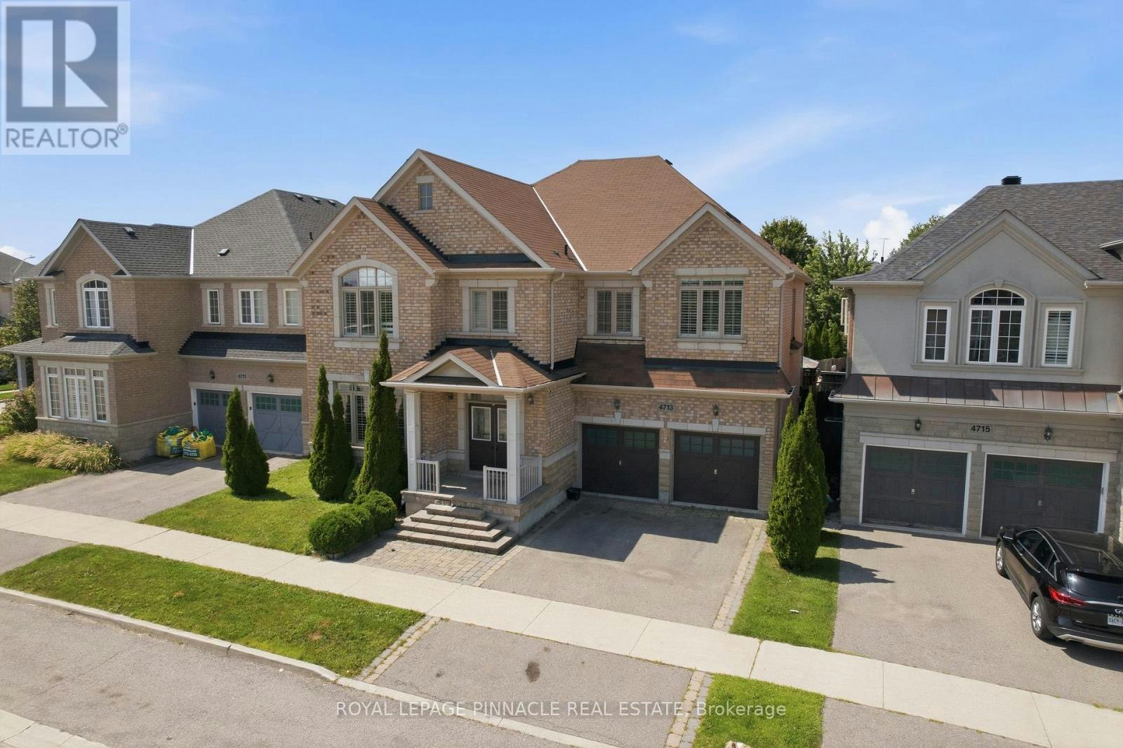 4713 Thomas Alton Boulevard, Burlington, ON, L7M 0K5 - 2