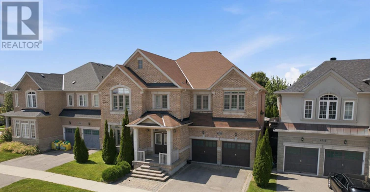 4713 Thomas Alton Boulevard, Burlington, ON, L7M 0K5 - 2