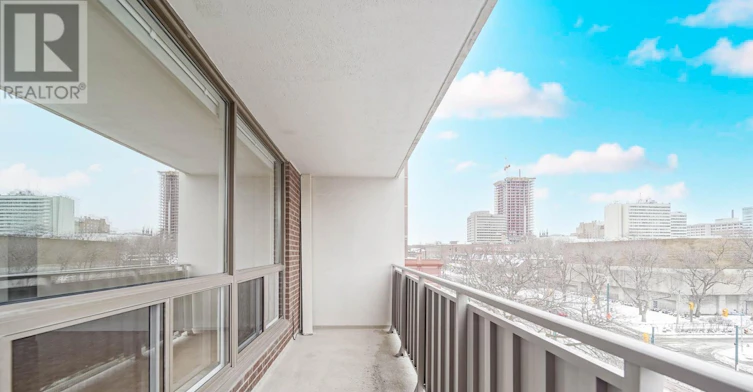 404-666 Spadina Avenue, Toronto, ON, M5S 2H8 - 5