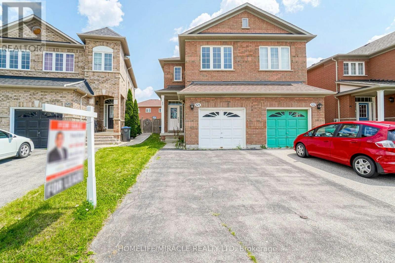824 Khan Crescent, Mississauga, ON, L5V 2R2