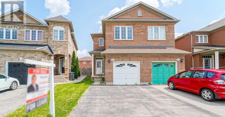 824 Khan Crescent, Mississauga, ON, L5V 2R2