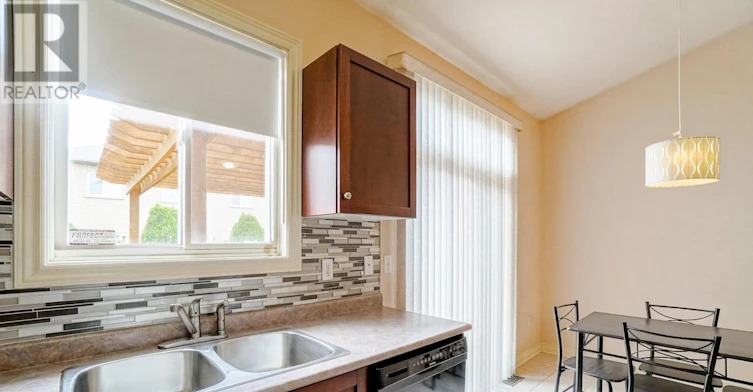 824 Khan Crescent, Mississauga, ON, L5V 2R2 - 12