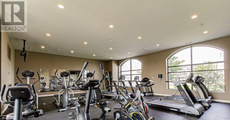 914-260 Villagewalk Boulevard, London, ON, N6G 0W6 - 2