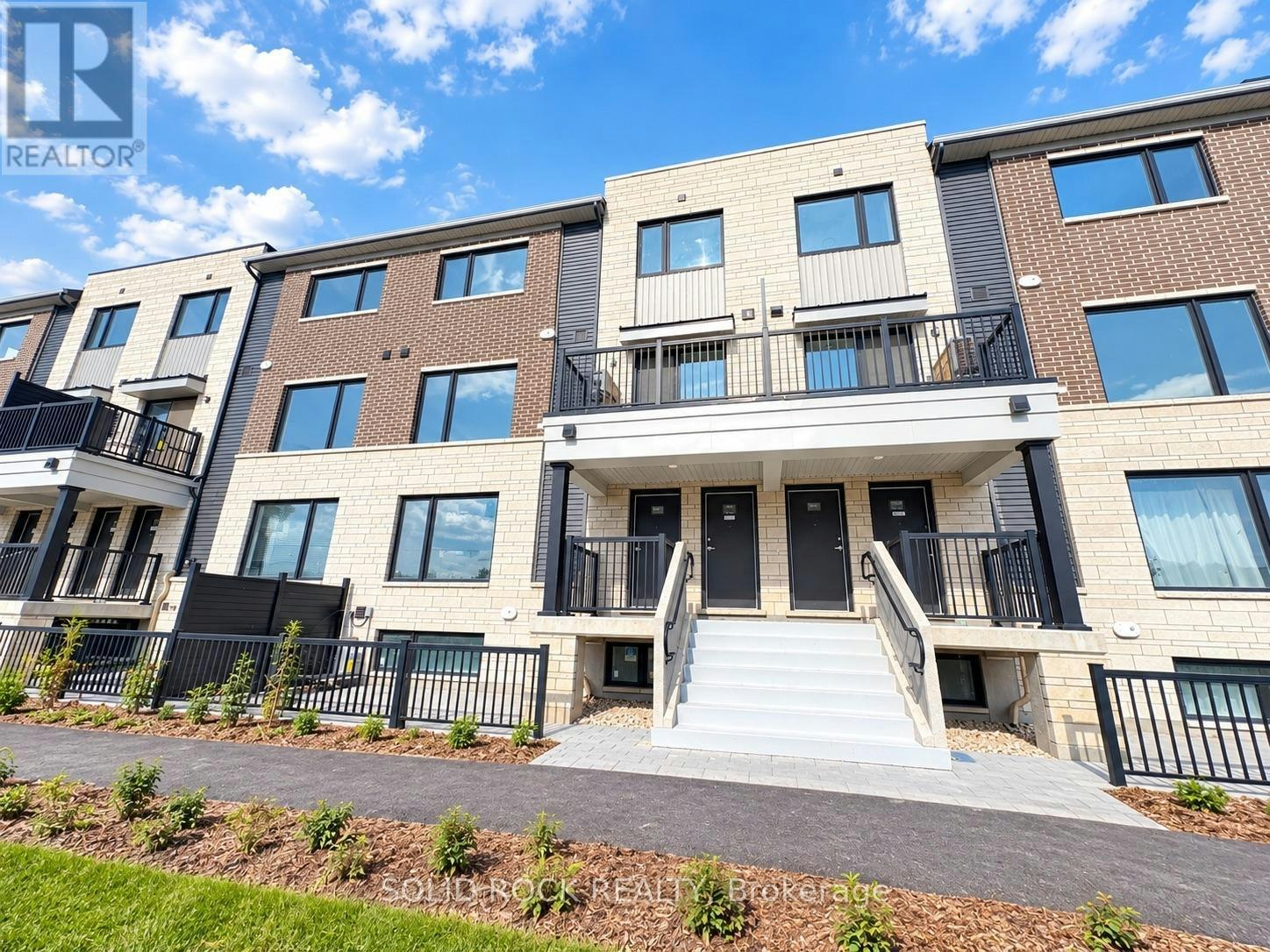 18-1001 Glenroy Gilbert Drive, Ottawa, ON, K2J 5W2