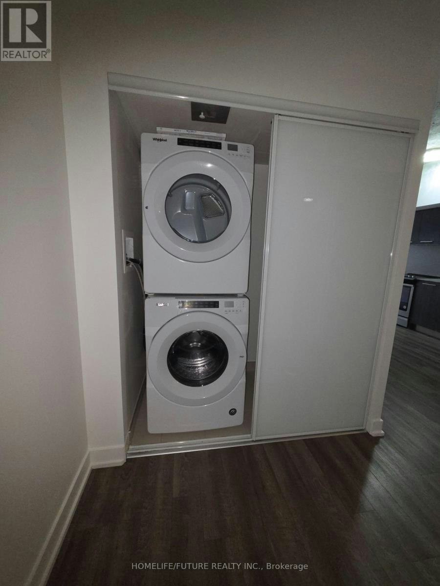 724-15 Baseball Place, Toronto, ON, M4M 0E6 - 8