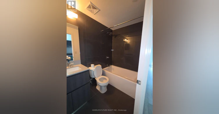 724-15 Baseball Place, Toronto, ON, M4M 0E6 - 10
