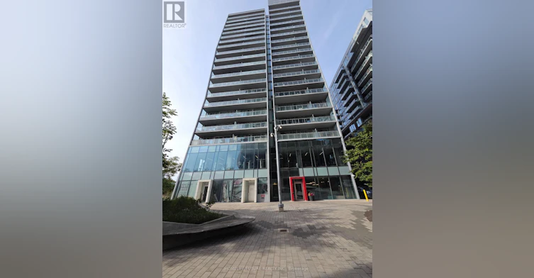 724-15 Baseball Place, Toronto, ON, M4M 0E6