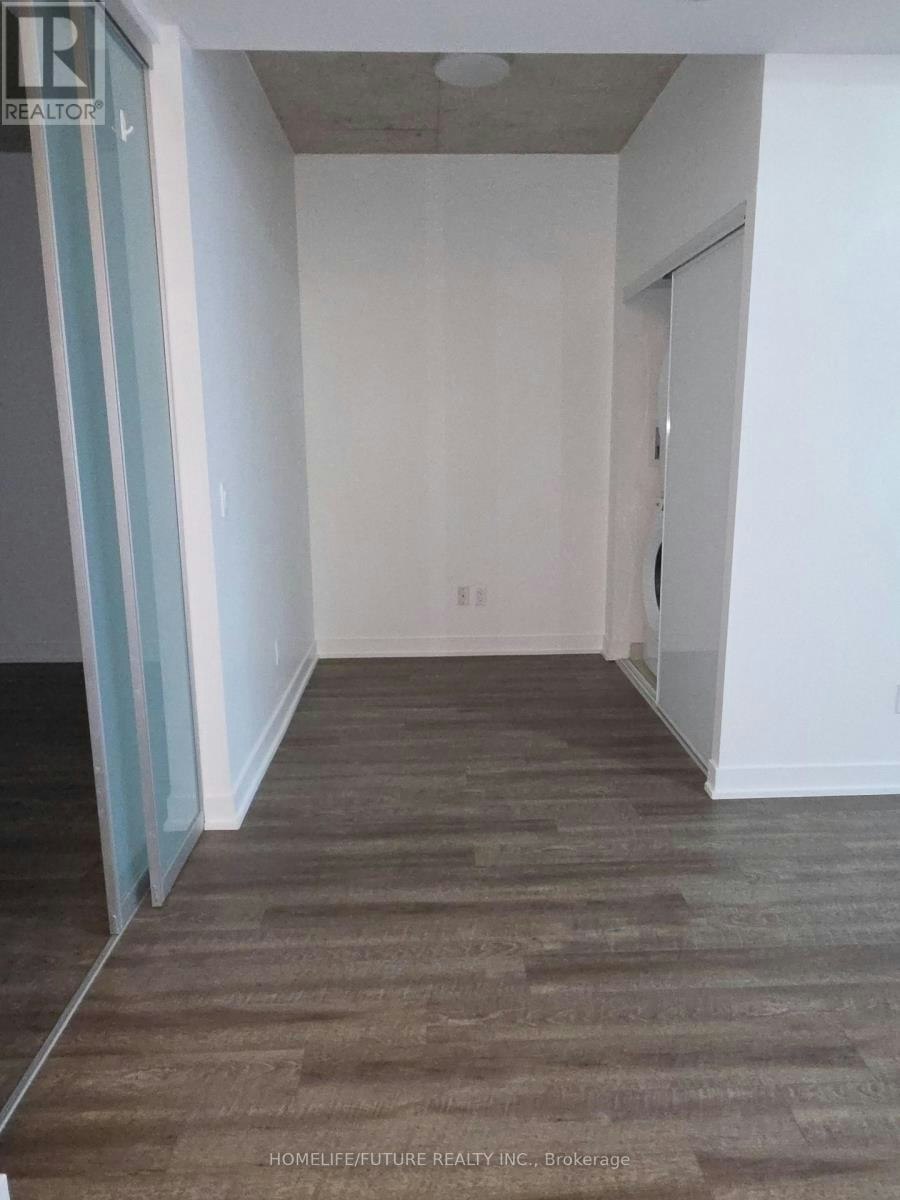 724-15 Baseball Place, Toronto, ON, M4M 0E6 - 4