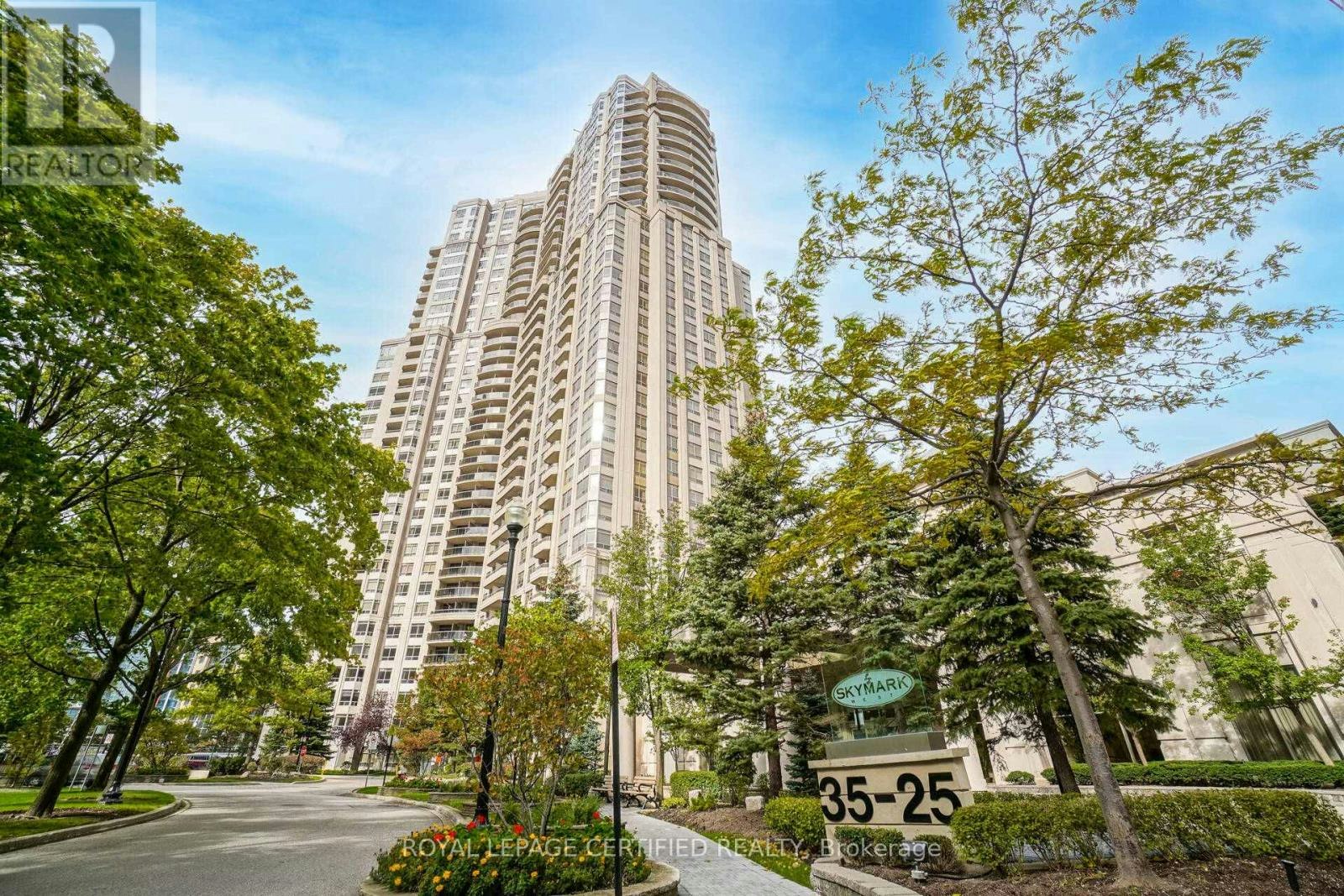 507-35 Kingsbridge Garden Circle, Mississauga, ON, L5R 3Z5 - 2