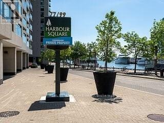 2403-77 Harbour Square, Toronto, ON, M5J 2S2 - 3