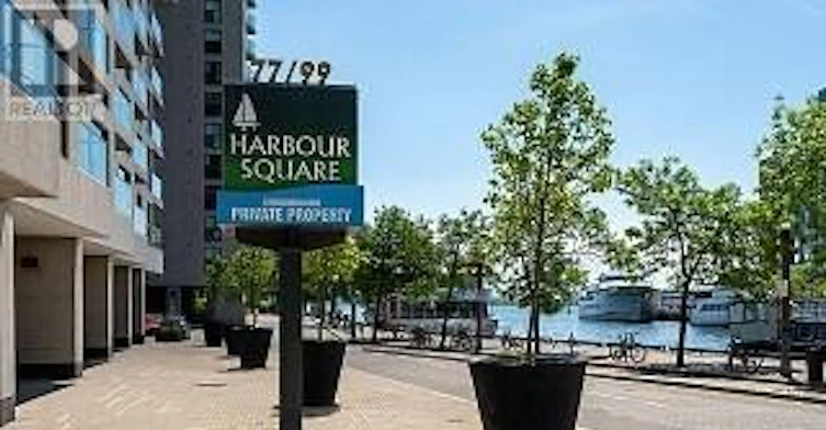 2403-77 Harbour Square, Toronto, ON, M5J 2S2 - 3