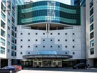 2403-77 Harbour Square, Toronto, ON, M5J 2S2