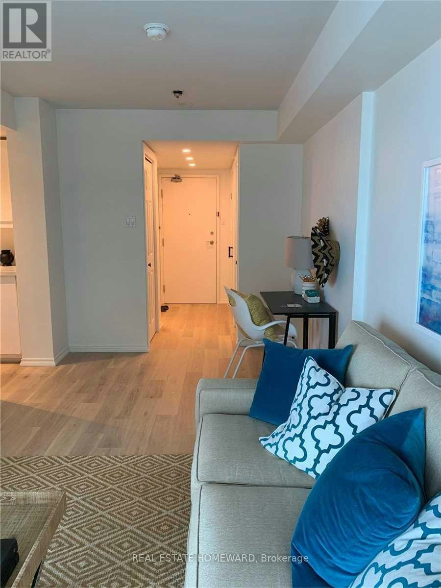 2403-77 Harbour Square, Toronto, ON, M5J 2S2 - 5