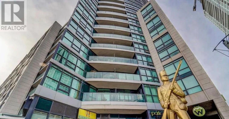 302-600 Fleet Street, Toronto, ON, M5V 1B7